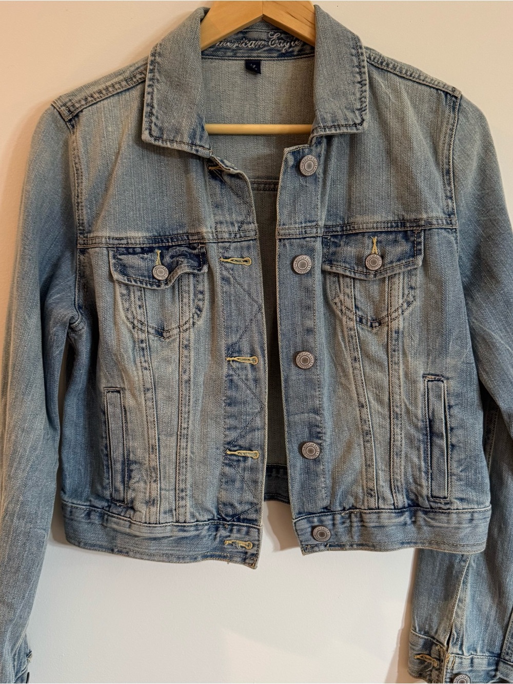 American Eagle Outfitters Southwest Aztec Pattern Denim Trucker Jacket Size L